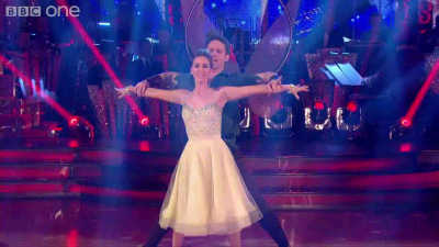 Rachel_Stevens_dances_to__Please_Come_Home_for_Christmas__-_Strictly_Come_Dancing_Christmas_Special_avi_000017520.jpg