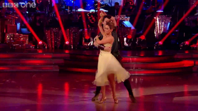 Rachel_Stevens_dances_to__Please_Come_Home_for_Christmas__-_Strictly_Come_Dancing_Christmas_Special_avi_000034160.jpg