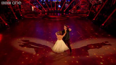 Rachel_Stevens_dances_to__Please_Come_Home_for_Christmas__-_Strictly_Come_Dancing_Christmas_Special_avi_000060160.jpg